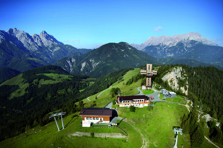 Alpengasthof Buchensteinwand mit Jakobskreuz